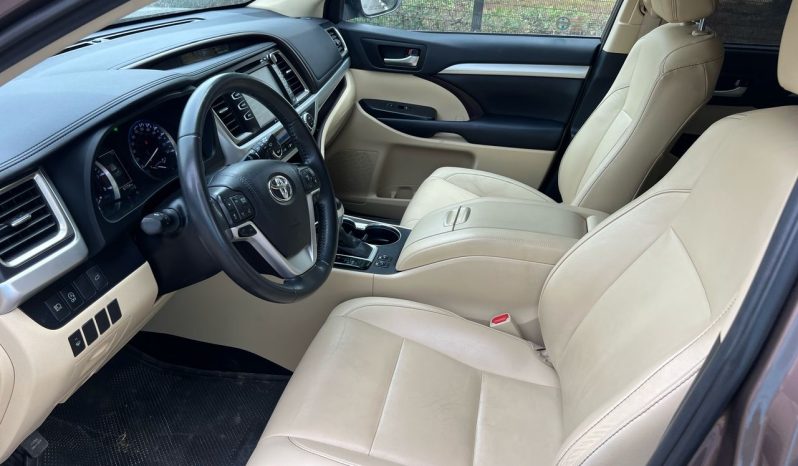 
								Toyota Highlander full									