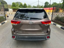 
										Toyota Highlander full									